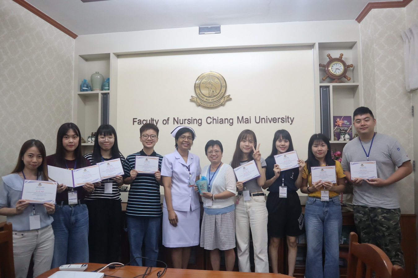 
	มอบวุฒิบัตรให้แก่นักศึกษาจาก Macao Polytechnic Institute เขตบริหารพิเศษมาเก๊า
