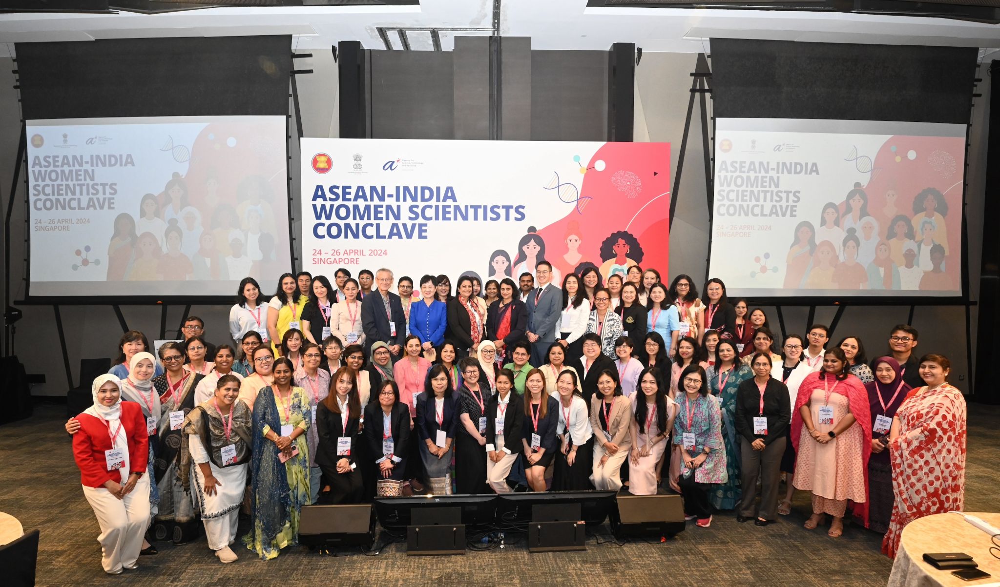 
	หัวหน้าศูนย์ความเป็นเลิศทางการพยาบาล ผู้แทน มช. ร่วมการประชุม ASEAN-India Women Scientists Conclave
