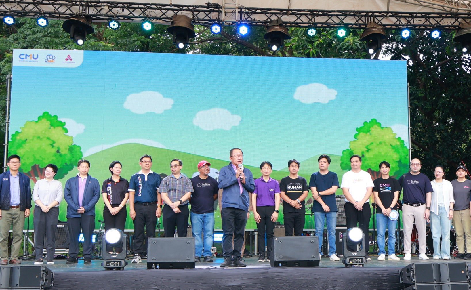 
	CMU First Meet First Step ปฐมนิเทศและเปิดโลกกิจกรรมนักศึกษาใหม่
