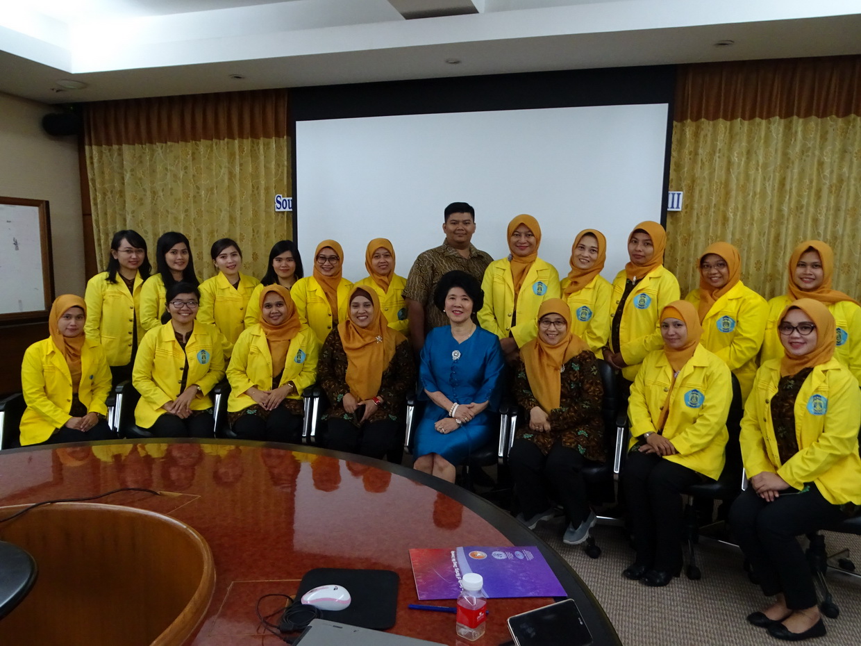 
ต้อนรับคณะอาจารย์และนักศึกษาระดับบัณฑิตศึกษาจาก Faculty of Nursing, University Indonesia

