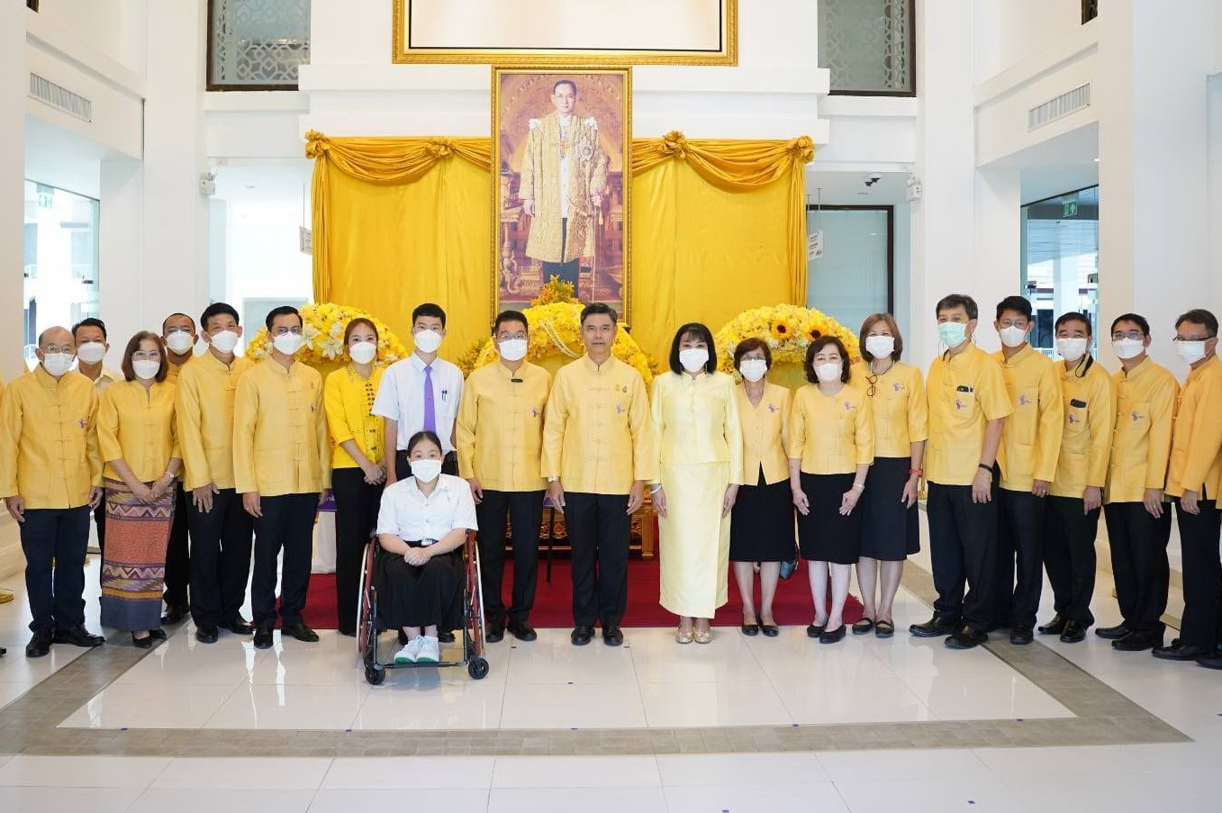 
	น้อมรำลึกในพระมหากรุณาธิคุณพระบาทสมเด็จพระบรมชนกาธิเบศร มหาภูมิพลอดุลยเดชมหาราช บรมนาถบพิตร
